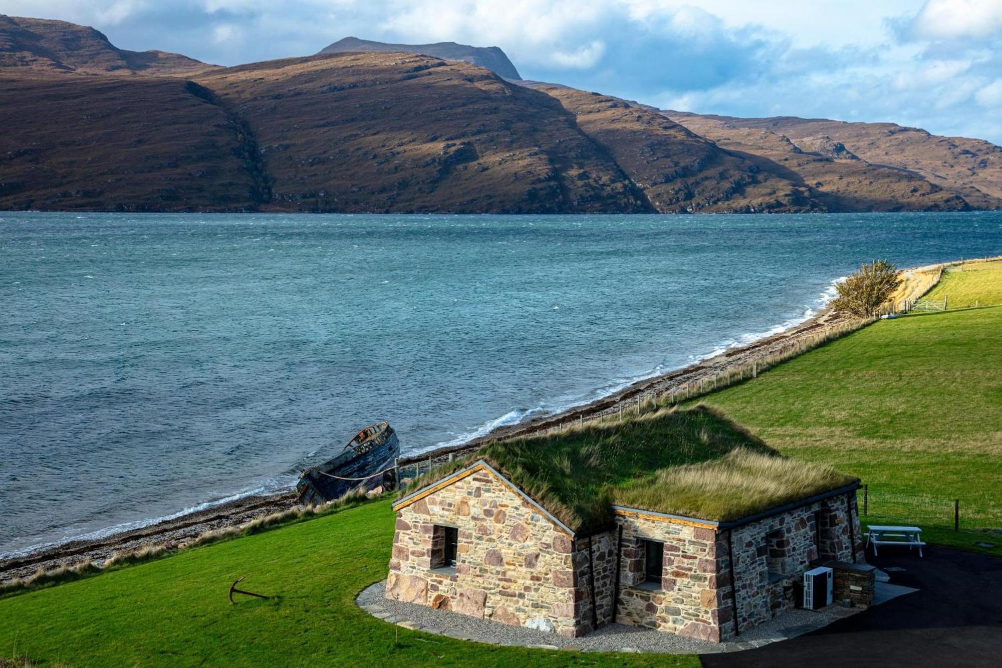 The Wreck - Lochside Cottage Dog Friendly Ullapool Exterior photo