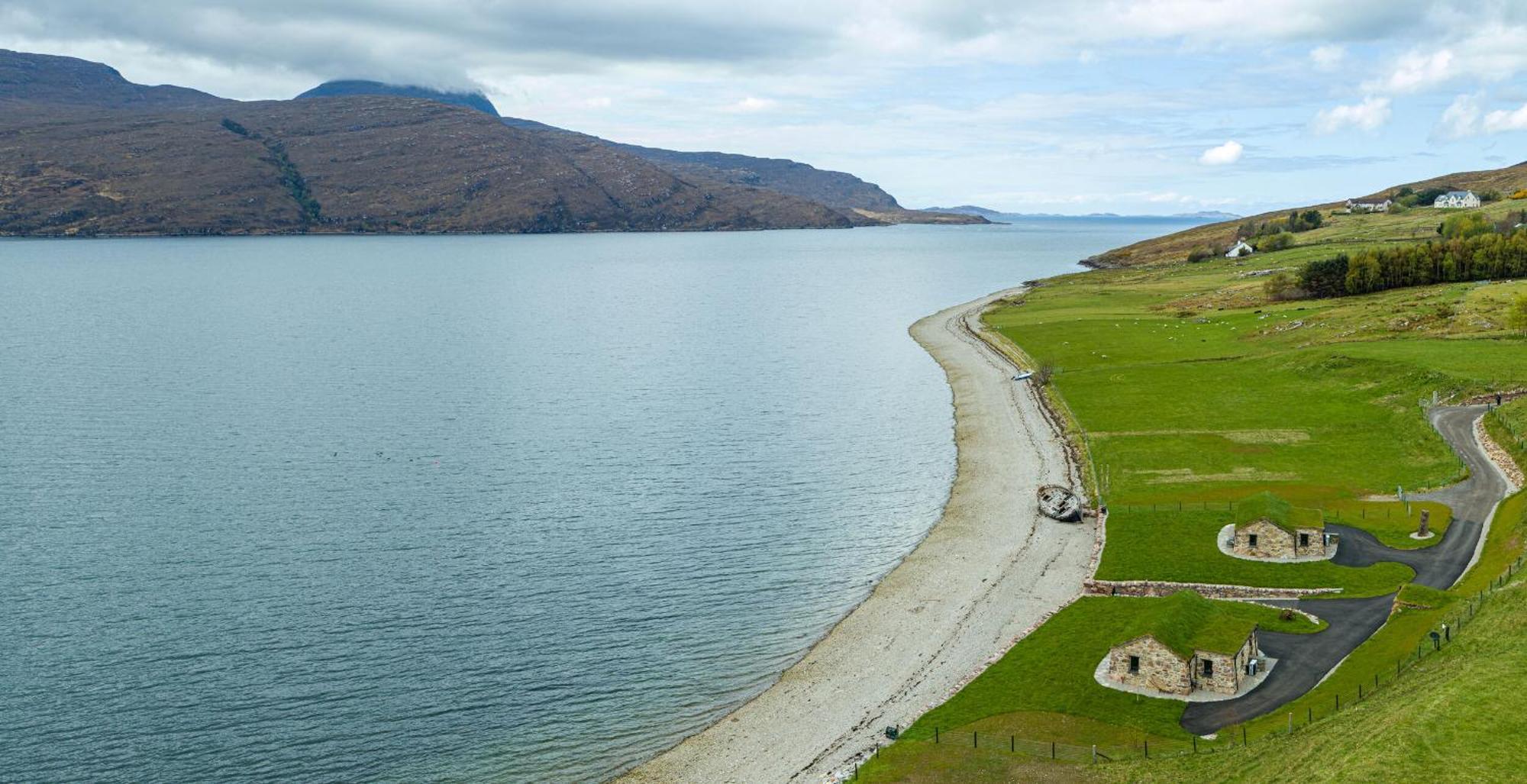 The Wreck - Lochside Cottage Dog Friendly Ullapool Exterior photo